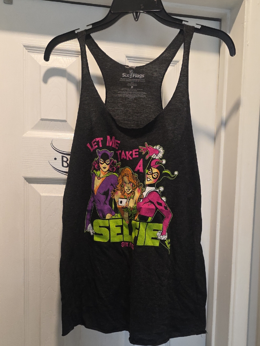 Six Flags Womenβs Black Graphic Tank Top - 'Let Me Take a Selfie'